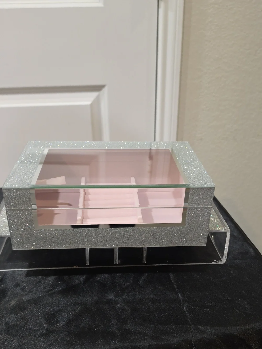 At Home Silver Glitter Mirrored Decorative Jewelry Organizer
